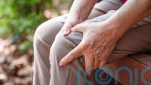 8 knee health tips for over 50s 