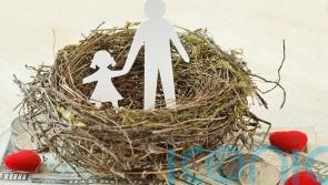 I’m a single parent, what financial help is available? 