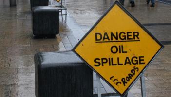 Motorists in West Offaly warned to be on alert for oil spill on local roads