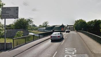 Councillor welcomes road resurfacing of Offaly bridge