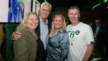 PICTURES: Big Tullamore turnout for Ireland soccer hero McCarthy