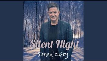 Simon Casey records stunning version of 'Silent Night'