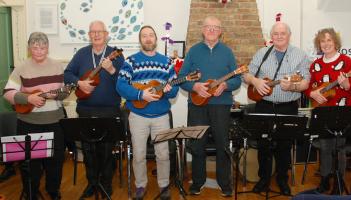 PICTURES: Age Friendly Roscrea remember Anthony Bourke at their Christmas Rambling House