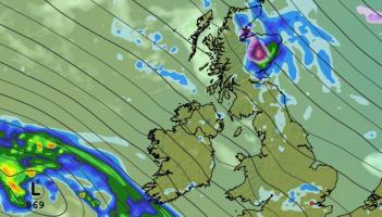 Met &Eacute;ireann issues eight-day weather watch for Ireland with more warnings issued