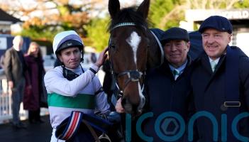 Moore marks riding return with Lingfield double