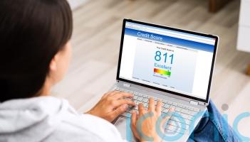 7 easy ways to improve your credit score in 2026