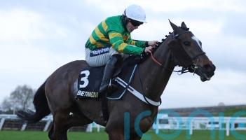 Henderson eyeing Ascot Chase for Jonbon