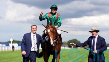 Calandagan completes &lsquo;incredible chapter&rsquo; with Longines award win