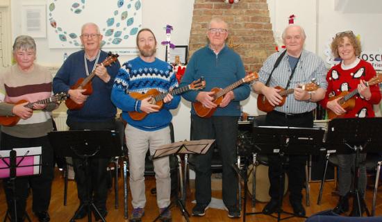PICTURES: Age Friendly Roscrea remember Anthony Bourke at their Christmas Rambling House