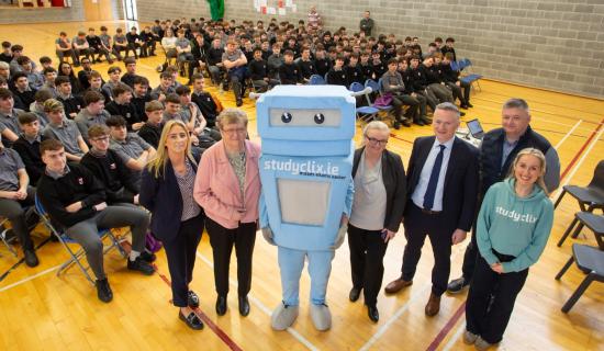Tullamore Credit Union sponsorship gives six schools in Midlands free access to Studyclix