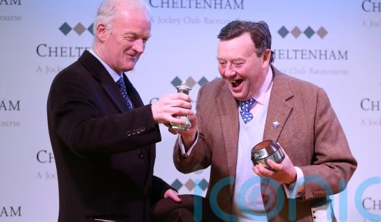 Which horses are leading the home challenge for the Prestbury Cup?