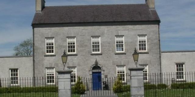 'Let's keep it civil': Councillors clash at March meeting of Tullamore Municipal District