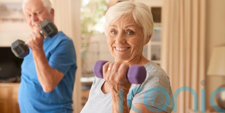 7 mistakes to avoid when starting strength training as a senior