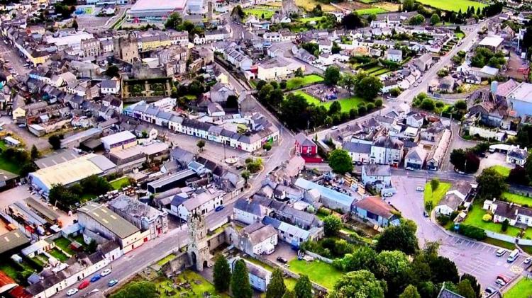 Roscrea town