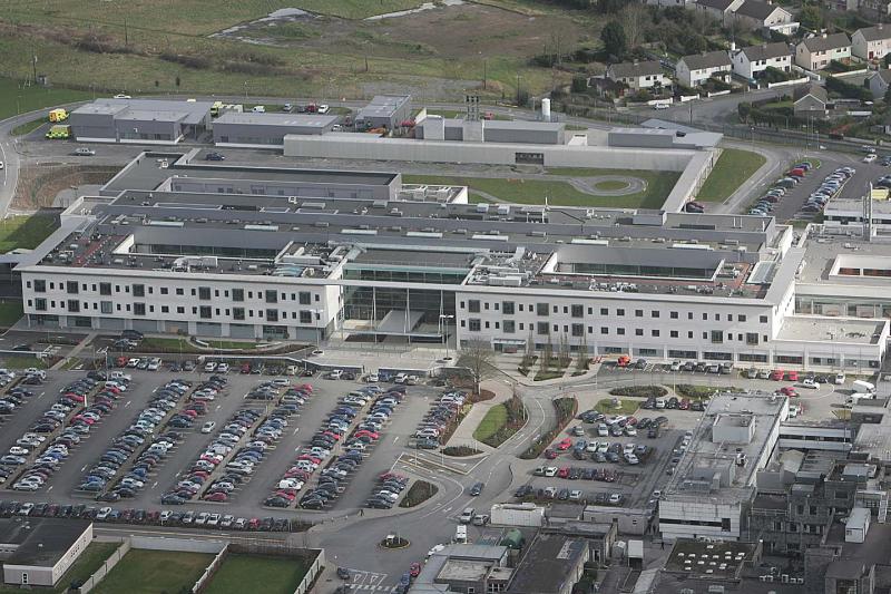 Large number of staff unavailable for work at Tullamore Hospital