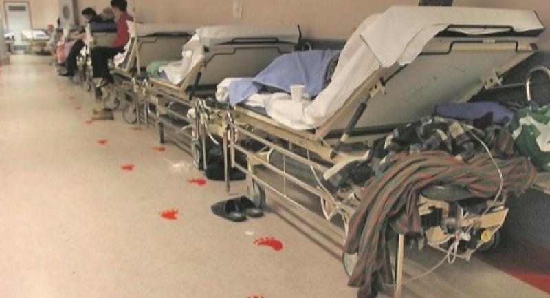Significant disconnect between Emergency Dept and wards at Tullamore hospital - review