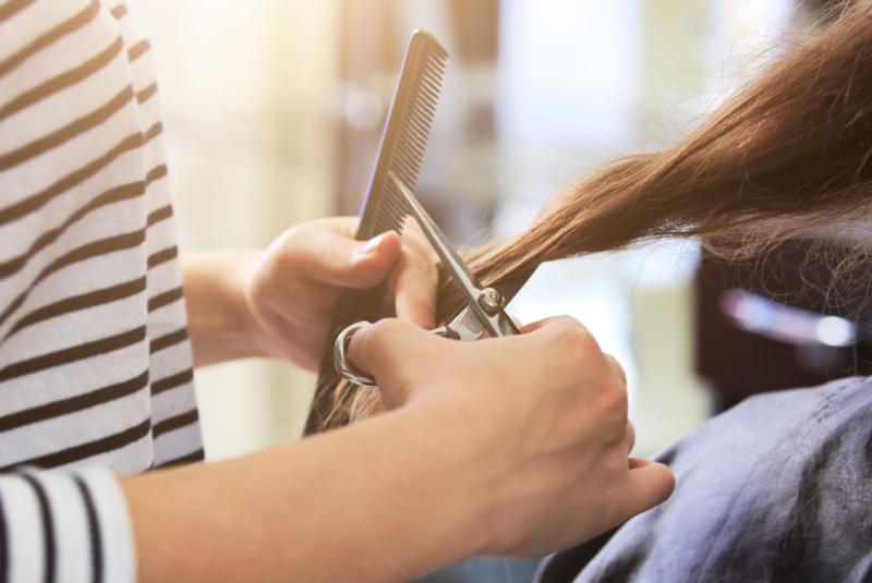 Offaly man has close shave to avoid conviction after assaulting barber