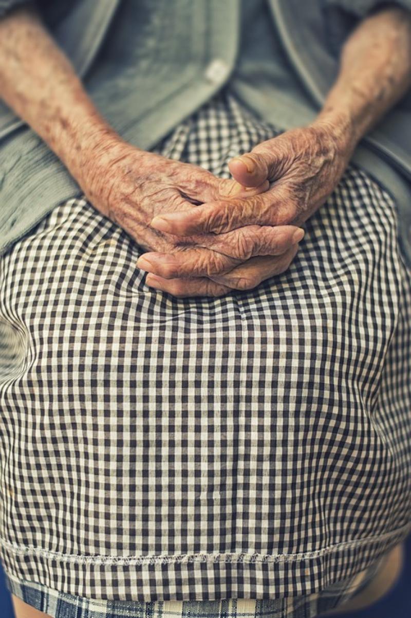 Older Offaly people can now avail of free home alarms