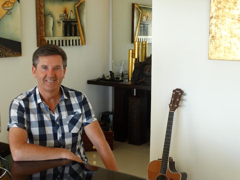 Who wants to put up Daniel O'Donnell at their house for new TV show?