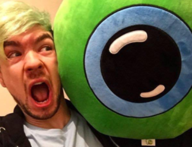 WATCH: Catch up with Offaly's JackSepticEye's RTE Late Late Show appearance 