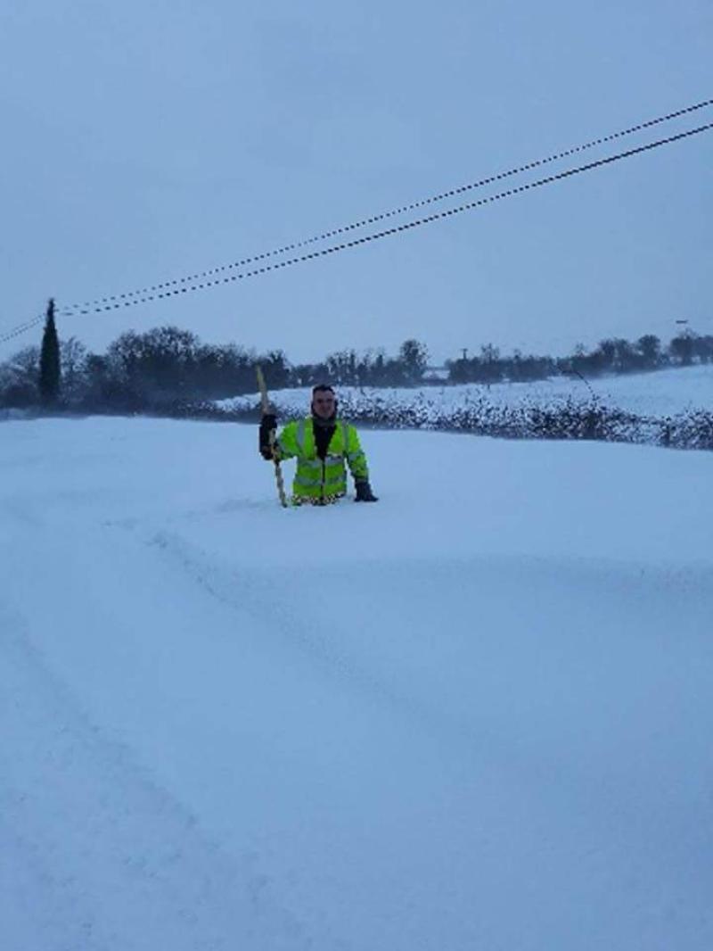 The danger posed by snow drifts beside roads as temperatures rise 
