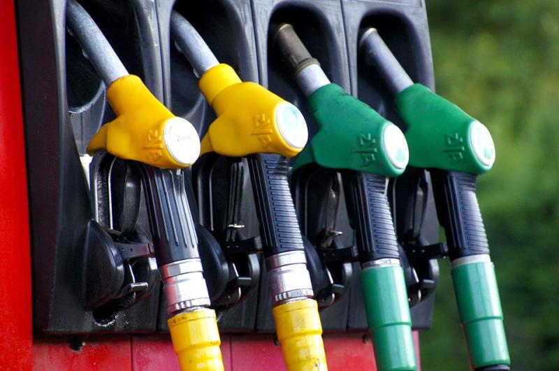 Fuel price cuts 'a drop in the ocean' for drivers, Offaly TD says 