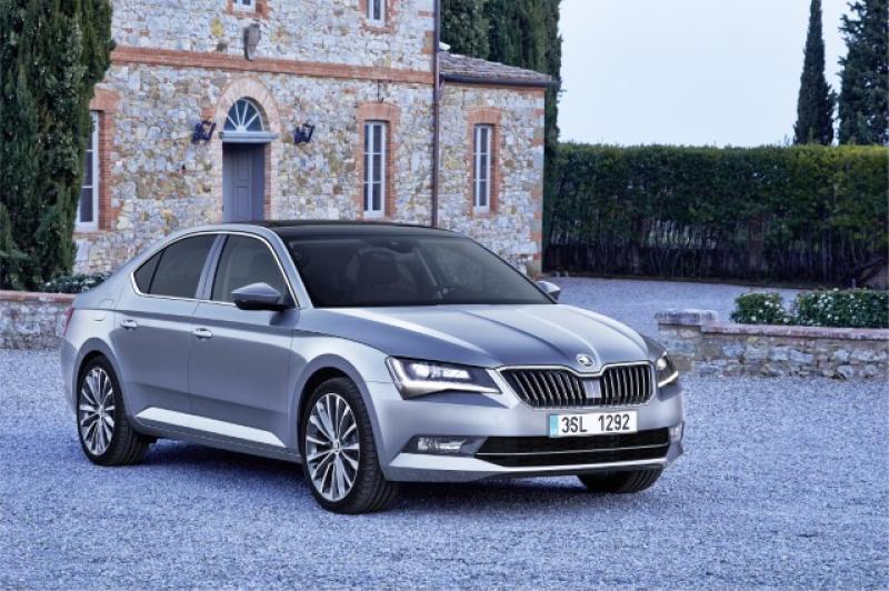 WIN: Your chance to win a chauffeur-driven wedding car 