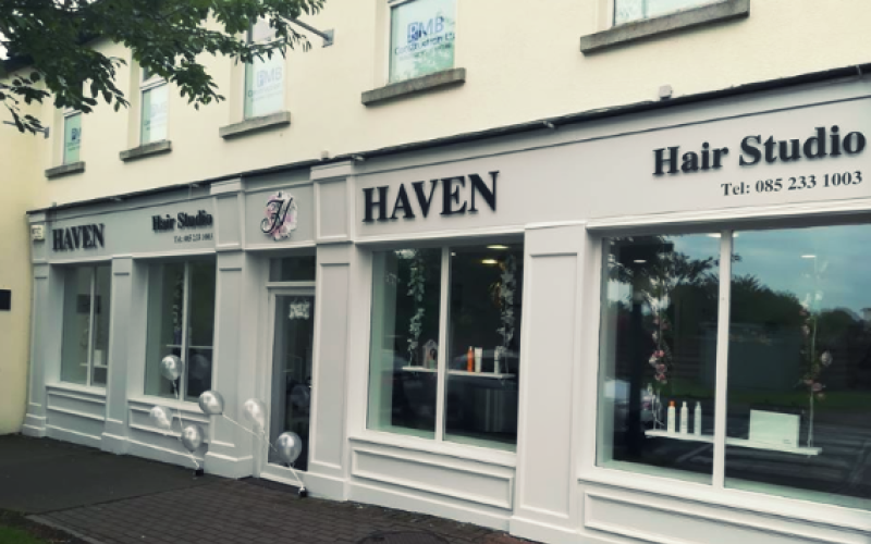 Offaly hair salon receives 5-star award from industry guide