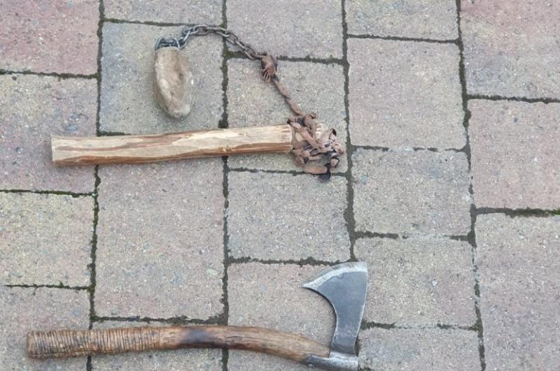 Garda&iacute; make extraordinary weapons find during routine Offaly traffic stop 