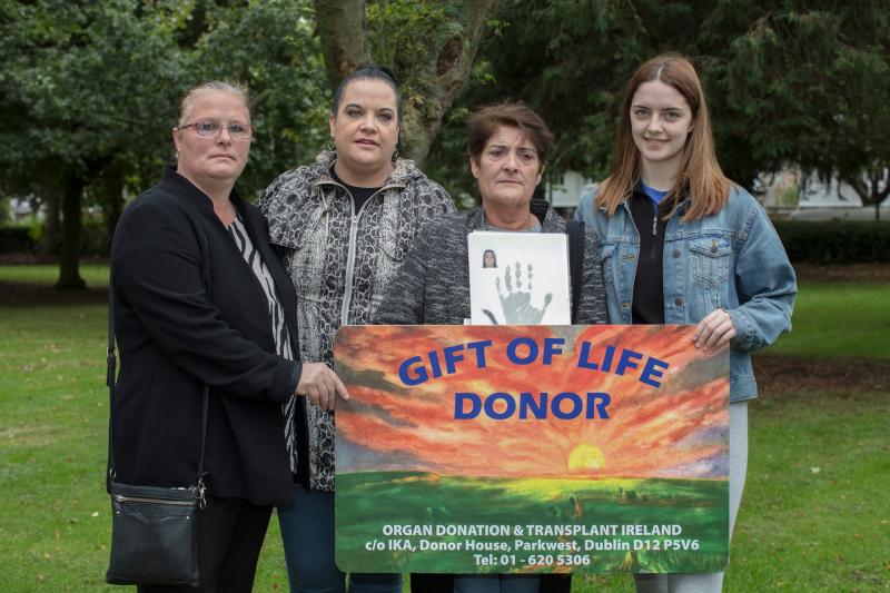 Family of Offaly deceased organ donor attend commemoration service 