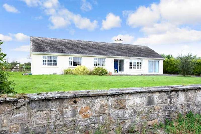 Two Offaly houses and apartment sold for combined €355,000 Offaly Live