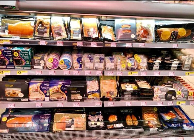 Supermarket asks customers not to use mobile phones while shopping 