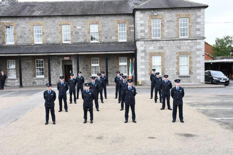 Garda&iacute; stationed in Offaly during pandemic receive official garda badges 