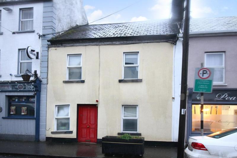 Block of apartments in Tullamore sells for almost twice asking price after bidding war