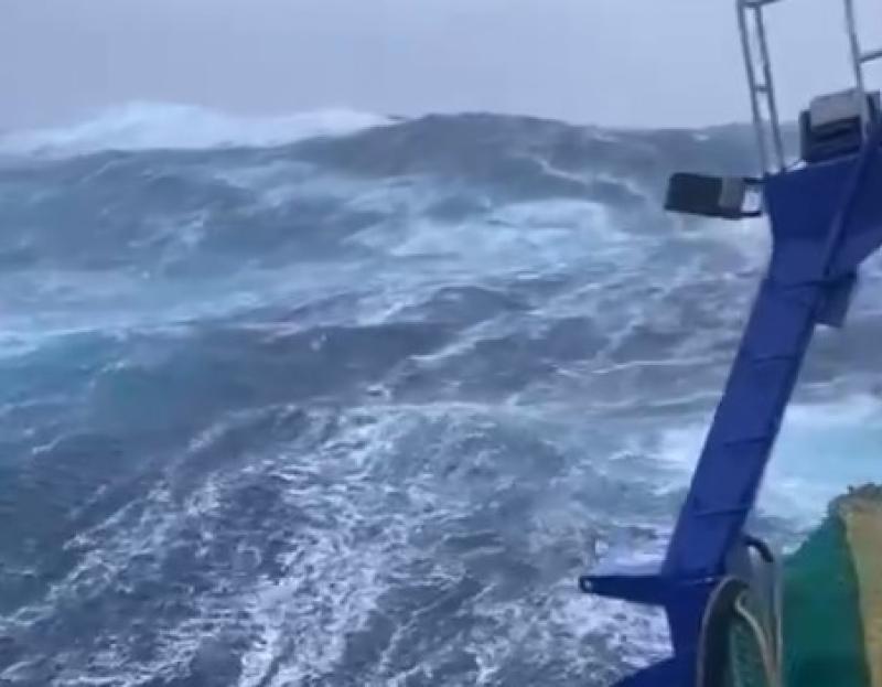 WATCH: Video of the Atlantic off Ireland during Storm Aiden is not for the faint-hearted