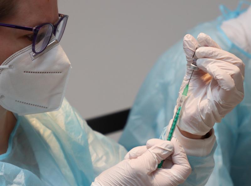 'Please get the vaccine as a matter of urgency' - IMO expresses fear of Christmas surge