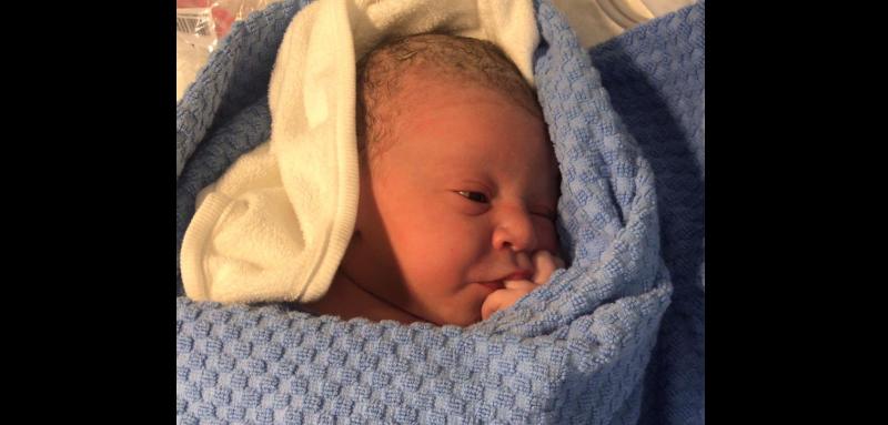 Offaly ambulance crew deliver baby at petrol station 