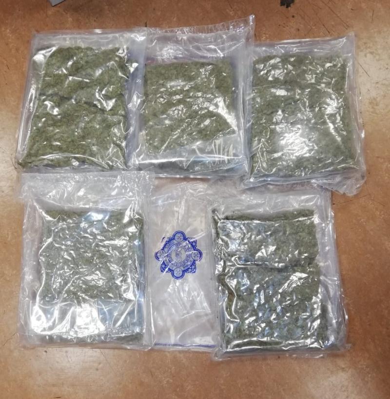 Three men arrested after searches in two counties leads to €200,000 drugs seizure
