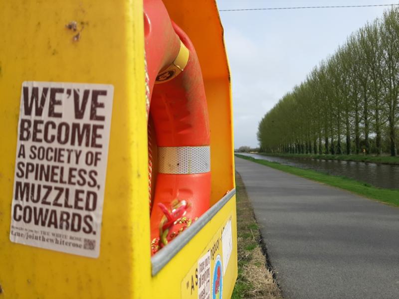 PICTURES: Anti-lockdown and anti-vaccine messages appear on popular Offaly walkway 