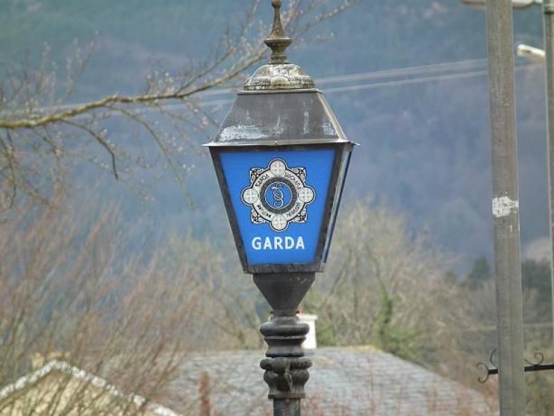 Till and cigarette machine stolen from convenience store in Offaly