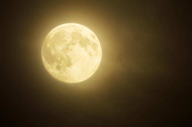 Full moon PIXABAY