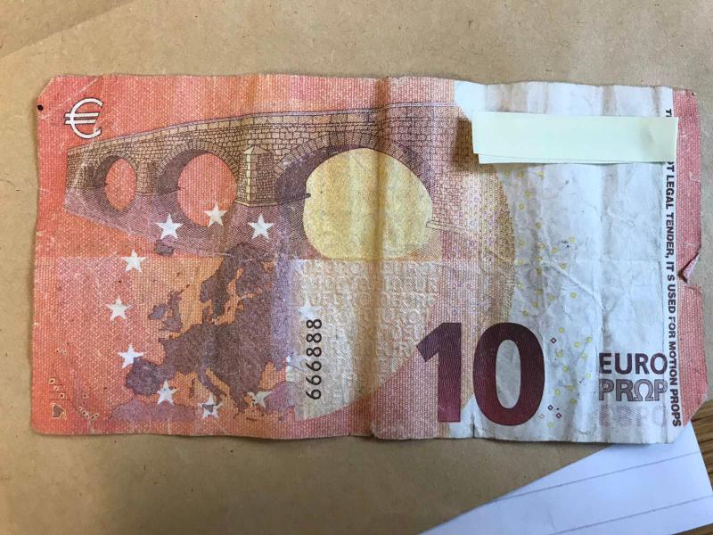Warning about dud &euro;10 notes in circulation 