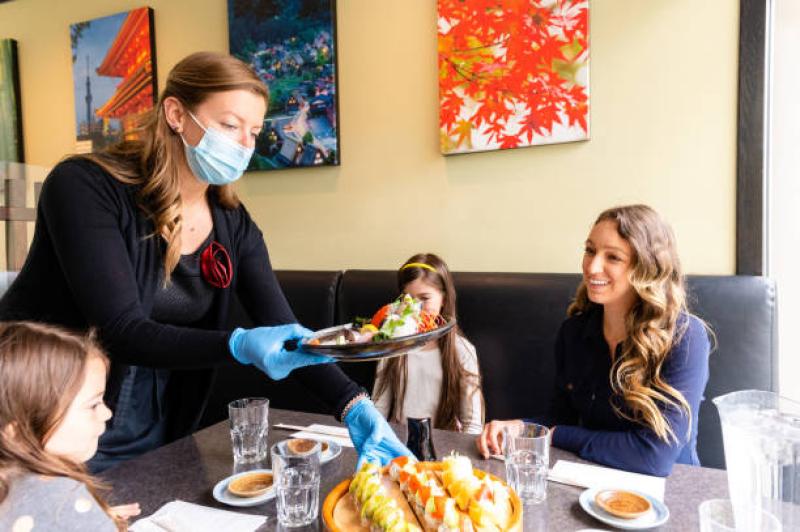 Offaly restaurateurs give cautions welcome to indoor dining for fully vaccinated