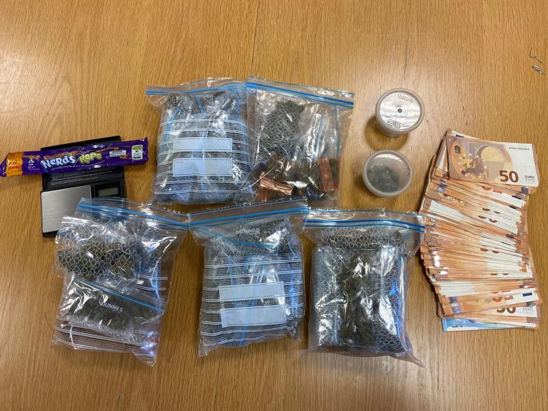 Gardaí seize drugs and cash to dent dealing on Offaly border
