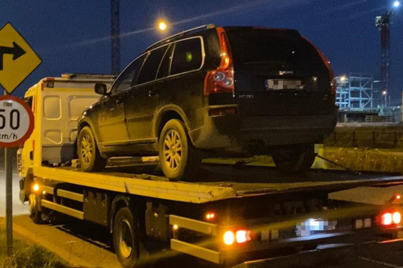 SUV driver arrested for driving while disqualified for the THIRD time this week