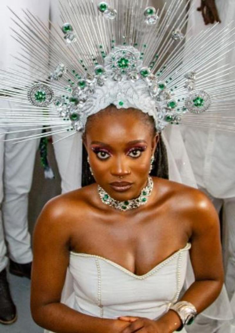 TOLU MAKAY