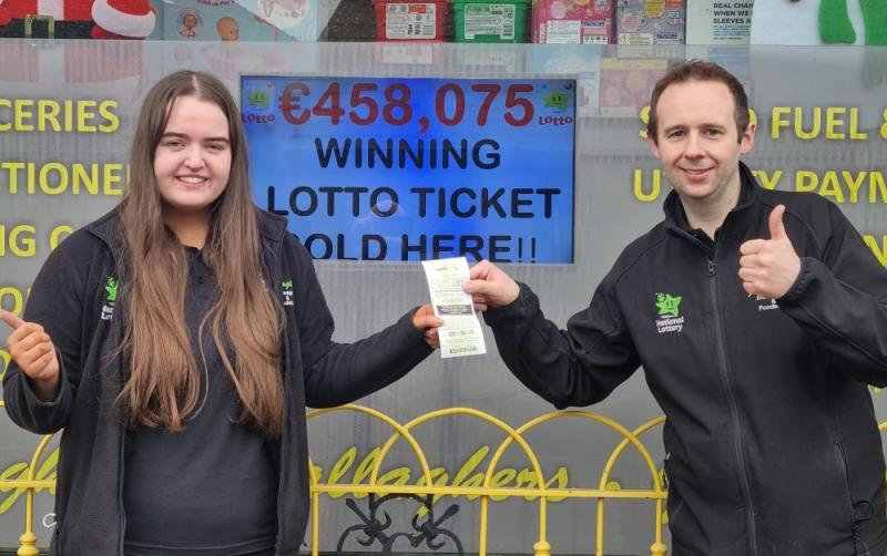 Record-breaking Lotto jackpot rolls over again