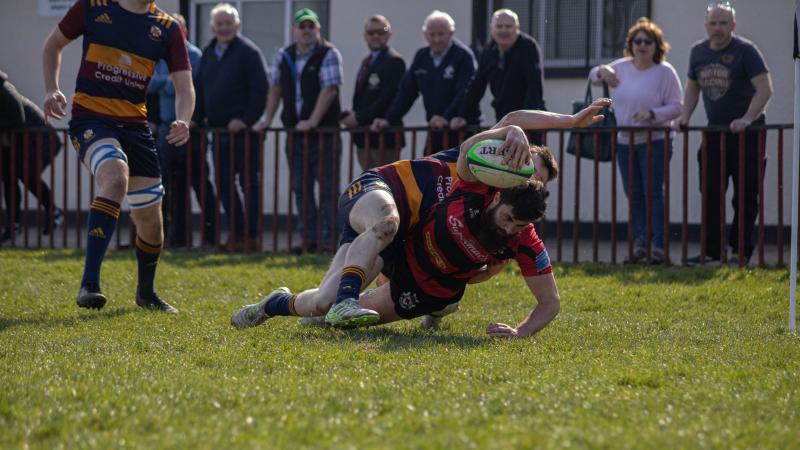 Tullamore secure play off place