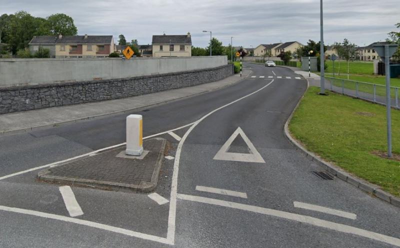 Offaly mother of four warned she faces jail if caravan is not removed from housing estate