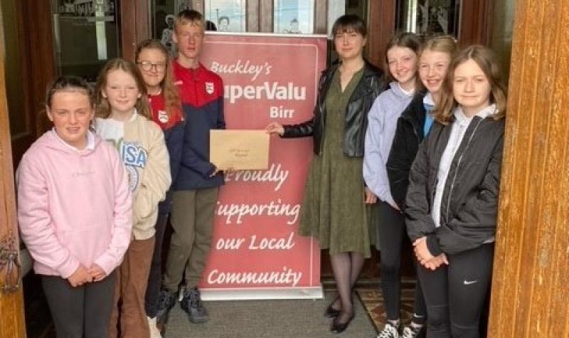 Offaly pupils donate supermarket vouchers to Ukrainian refugees